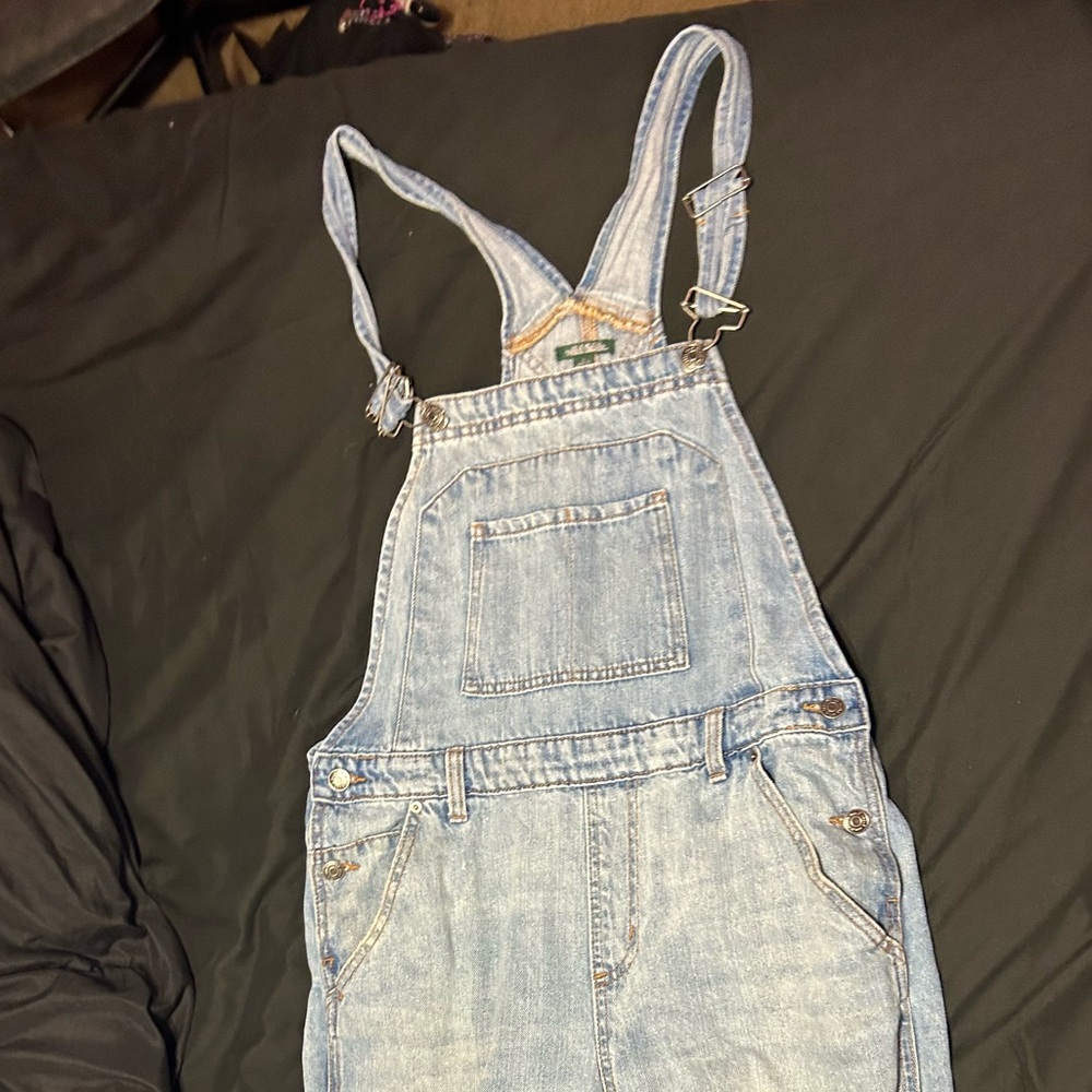 overalls - Picture 2 of 4